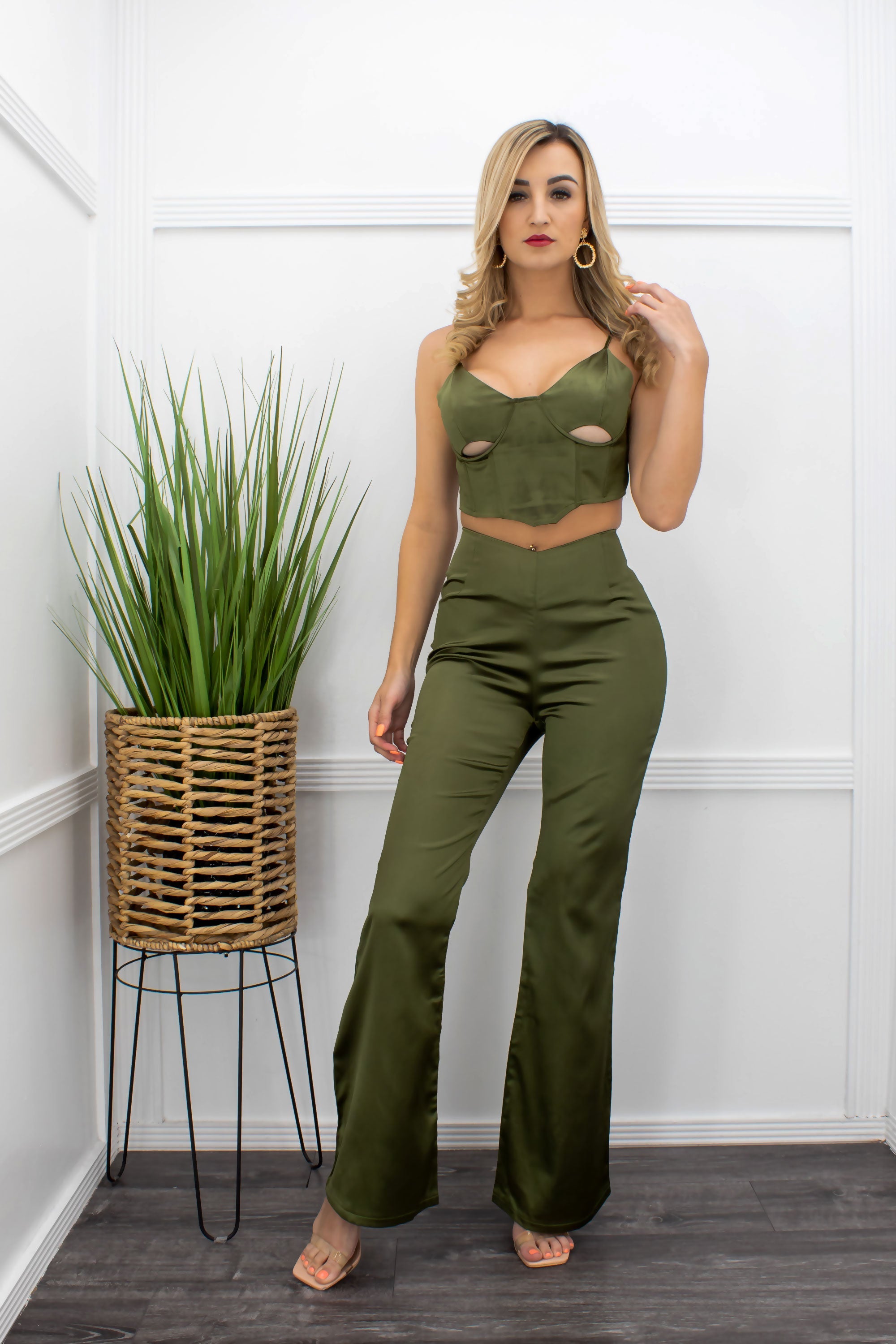 Satin crop top deals and pants set